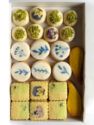 The Spice Palette | Saffron & Cardamom Floral Shortbread