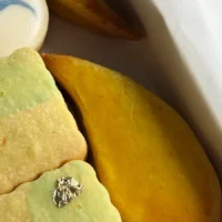 The Spice Palette | Saffron & Cardamom Floral Shortbread The Spice Palette | Saffron & Cardamom Floral Shortbread
